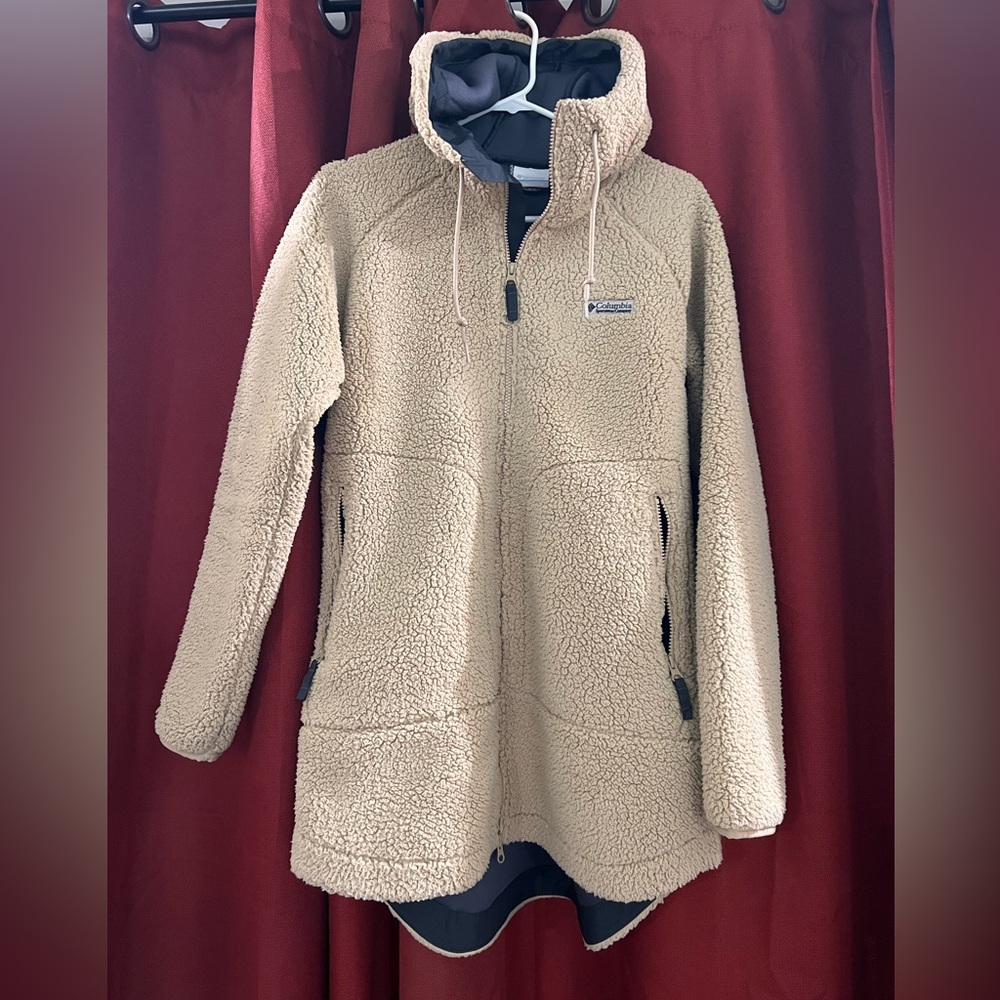 Sherpa Columbia jacket